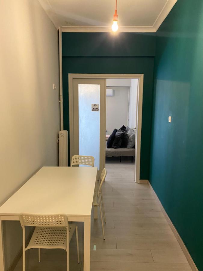 Aris Apartment Athen Eksteriør billede
